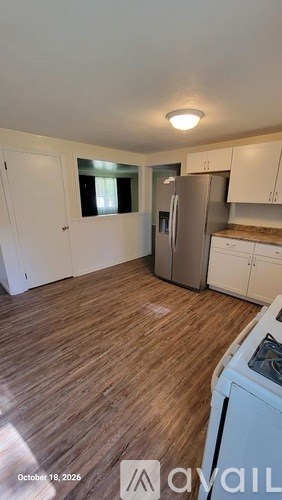 513 Lynch Ave 3 Beds Apartment for Rent