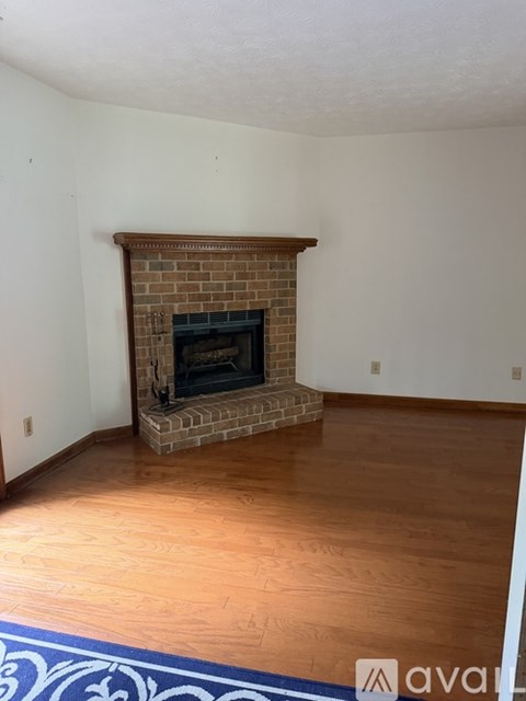 389 River Oak Dr 3 Beds Apartment for Rent