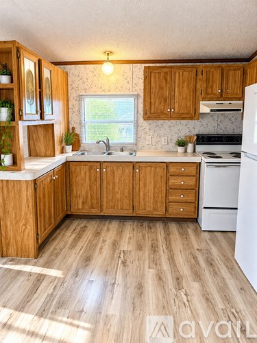 136 Matthews St 3 Beds Apartment for Rent