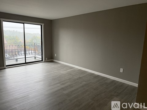 130 Mammoth Road 1 Apartment for Rent