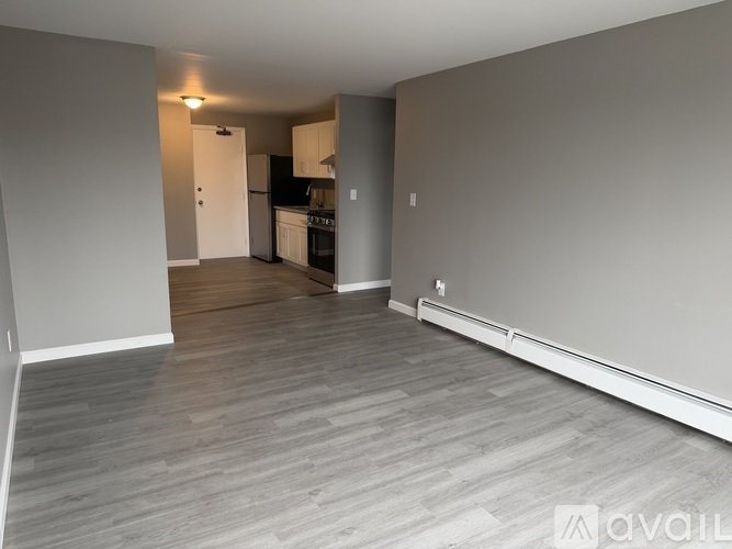 130 Mammoth Road 1 Condo for Rent - Photo gallery 3
