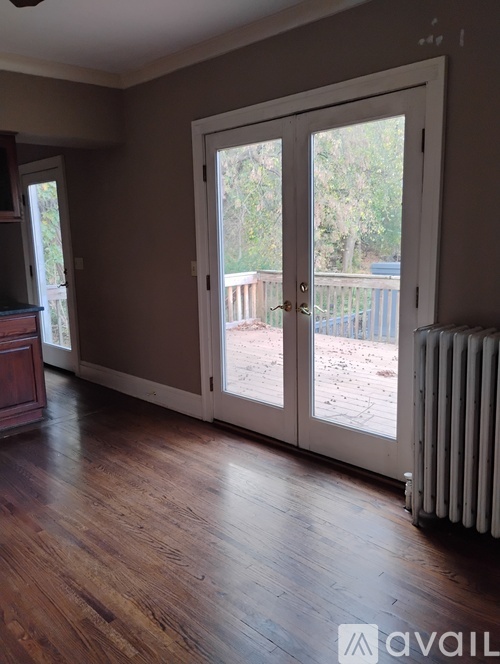 1007 Kenwood Pkwy 1 Apartment for Rent - Photo gallery 5
