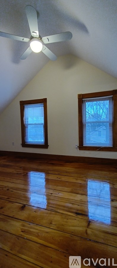 376 Grove Street 2 Beds Apartment for Rent