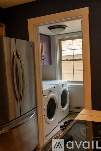 228 West Front Street Upstairs 3 Beds Single Family Home for Rent - Photo gallery 5