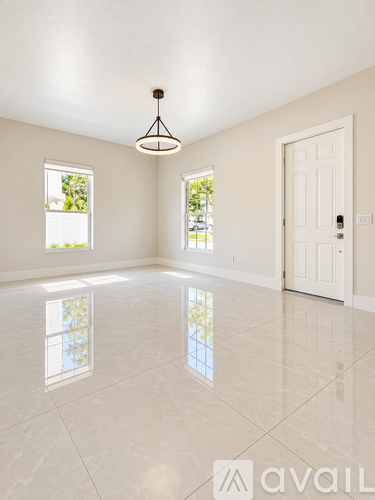 17036 Southwest 91st Street 3 Beds Single Family Home for Rent - Photo gallery 3