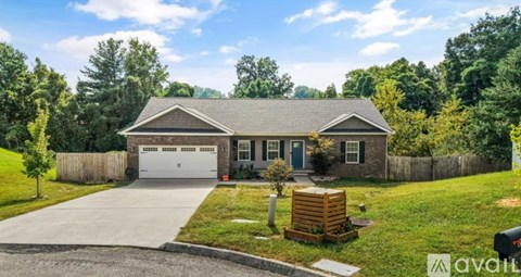 2000 Country Brook Lane 3 Beds Apartment for Rent