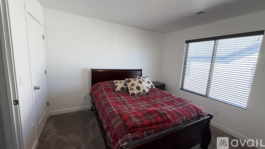 1733 East Eagle View Lane 3 Beds Townhouse for Rent - Photo gallery 4