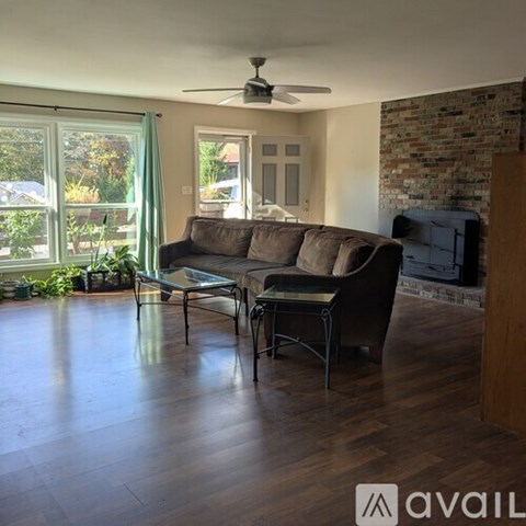 1275 Snaggy Mountain Boulevard 3 Beds Apartment for Rent