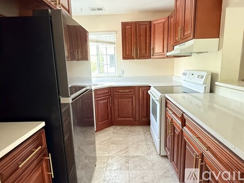 96 Wescott Rd 2 Beds Apartment for Rent
