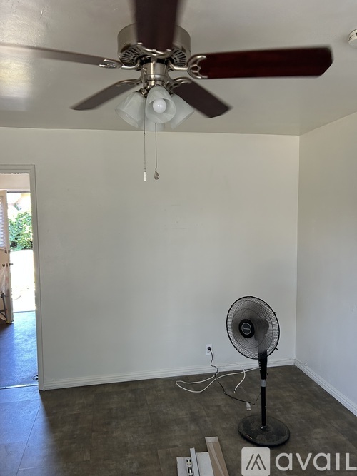 638 W 4th St 1 Apartment for Rent - Photo gallery 2