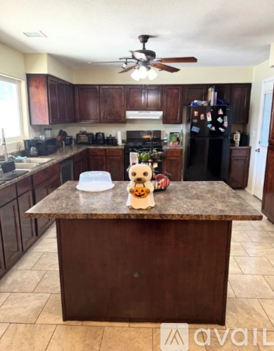10824 North 88th Avenue 1 Single Family Home for Rent - Photo gallery 3