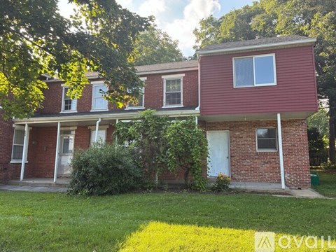 164 South River Street 3 Beds Apartment for Rent