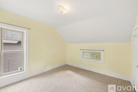 623 West Eighth Street 2 Beds Apartment for Rent