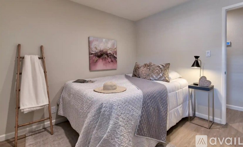 101 Roundtree Boulevard 3 Beds Townhouse for Rent - Photo gallery 2