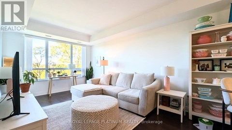 520 - 3500 LAKESHORE ROAD W 1 Apartment for Rent