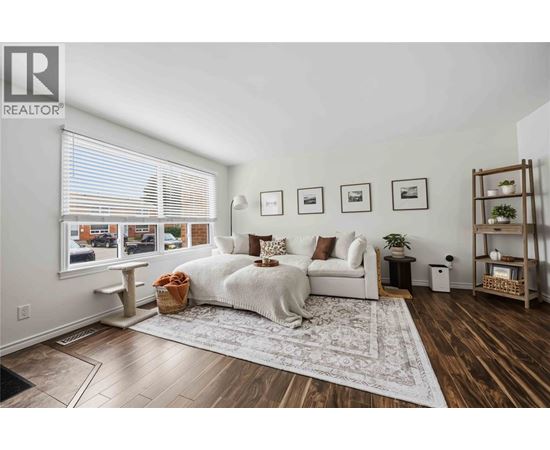 301 EDGEWOOD STREET Unit# 12 2 Beds Condo, Home, Townhouse for Rent - Photo gallery 4