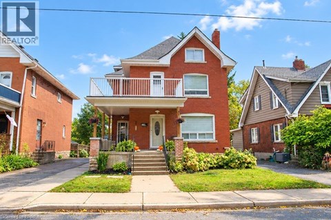 234 SHERIDAN Street Unit# Upper 2 Beds Apartment for Rent