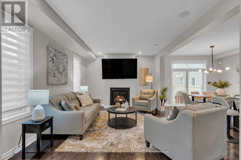 208 ALEX POLOWIN AVENUE 3 Beds Apartment for Rent