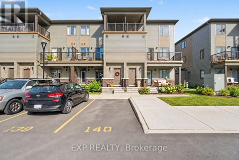 512 LILLIAN FREIMAN PRIVATE 3 Beds Apartment for Rent