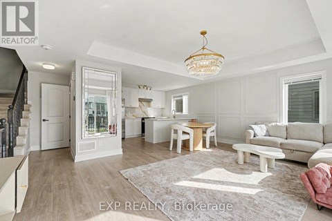 512 LILLIAN FREIMAN PRIVATE 3 Beds Apartment for Rent