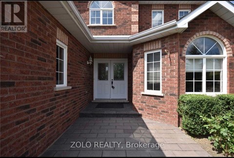 148 CHELTENHAM ROAD 3 Beds Apartment for Rent