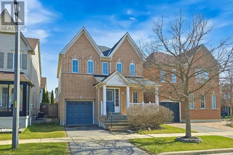 68 MCNICOL CRESCENT 3 Beds Apartment for Rent