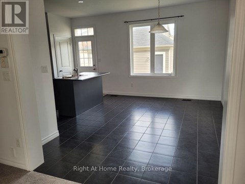 294 BROOKHILL BOULEVARD 3 Beds Apartment for Rent