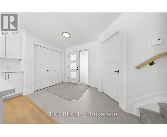 75 CARPE STREET 3 Beds Home, Townhouse for Rent - Photo gallery 2