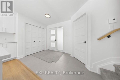 71 CARPE STREET 3 Beds Apartment for Rent