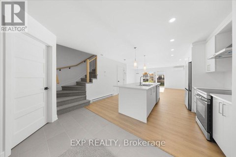 71 CARPE STREET 3 Beds Apartment for Rent