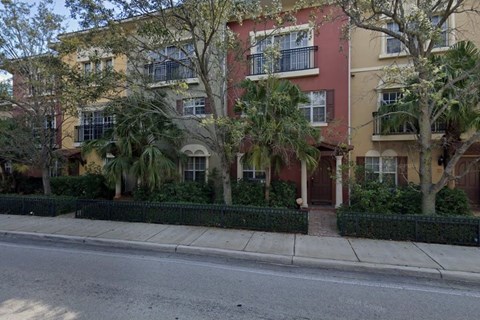 601 S Federal Hwy Studio-3 Beds Apartment for Rent