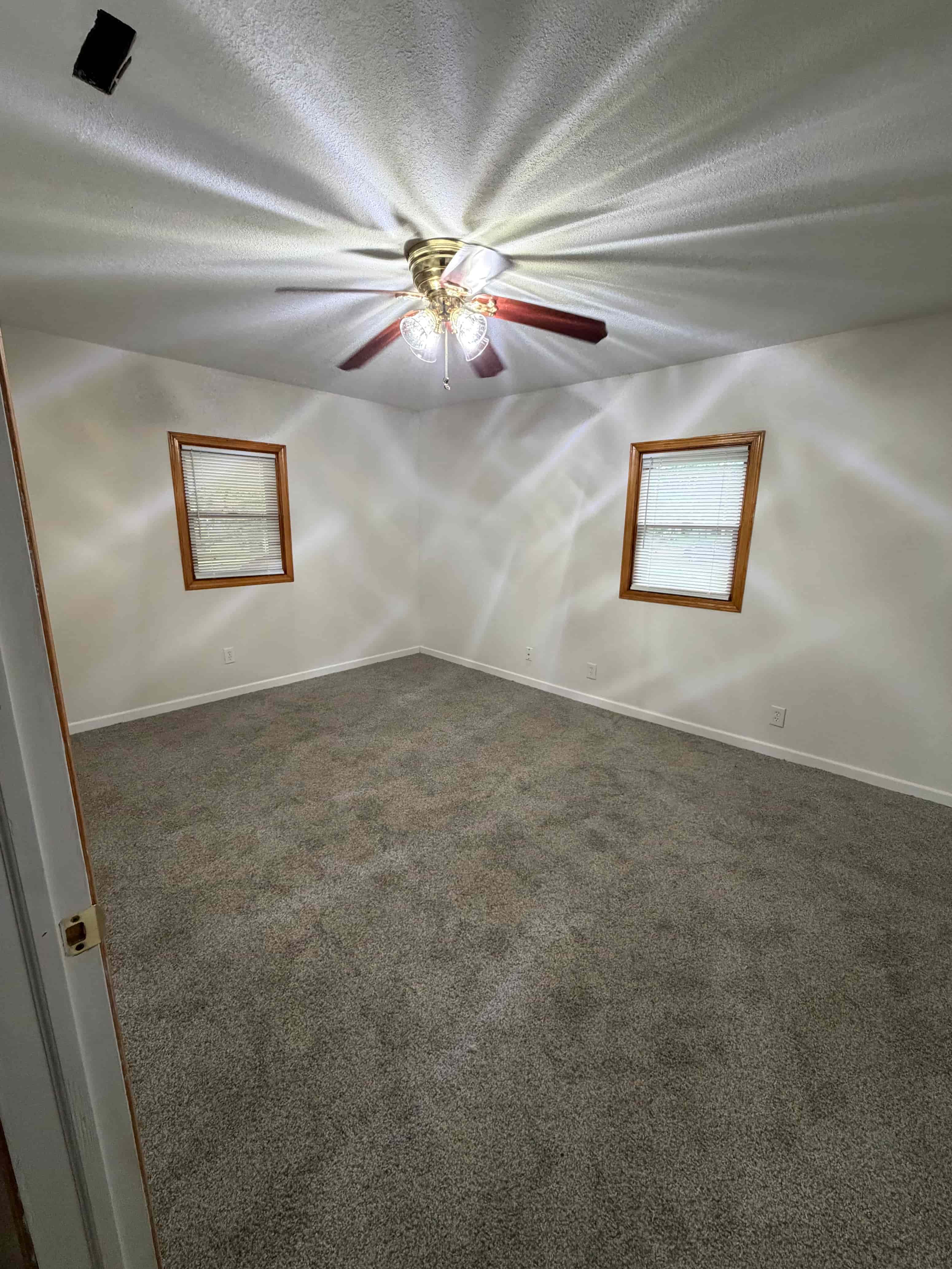 108 Maple St. 2 Beds House for Rent - Photo gallery 2