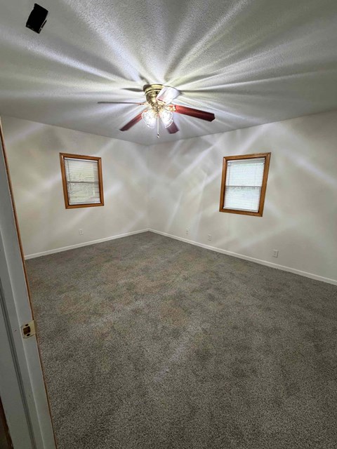 108 Maple St. 2 Beds Apartment for Rent