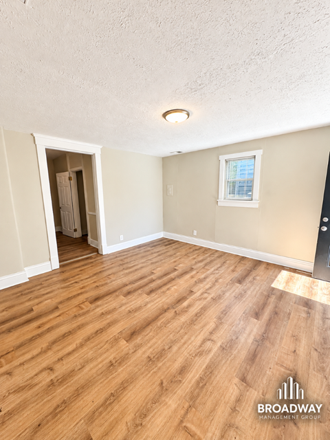 1705 1/2 Hale Avenue 3 Beds Apartment for Rent