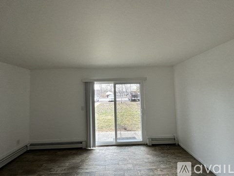 16183 Crest Dr 2 Beds Apartment for Rent