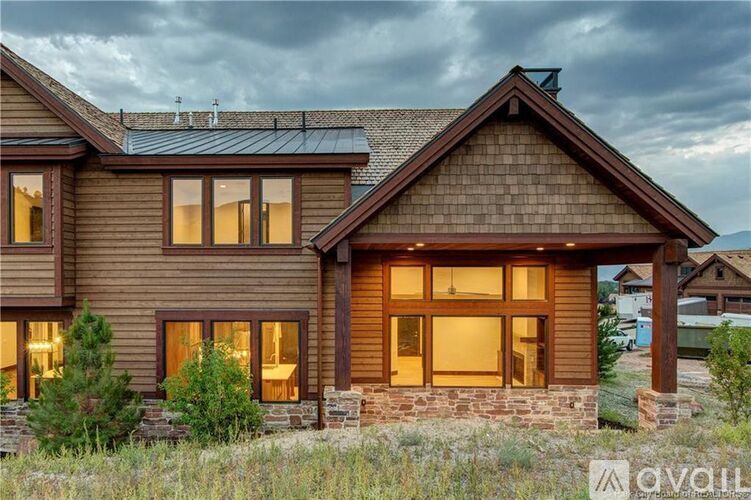 1629 E Abajo Peak Circle 3 Beds Townhouse for Rent - Photo gallery 2