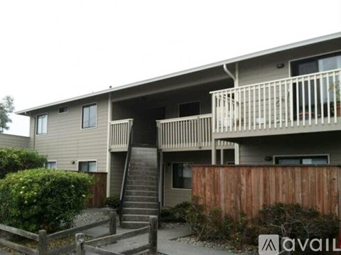 1807 3Rd St 2 Beds Apartment for Rent