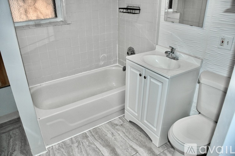 941 East Hyde Park Boulevard 2 Beds Single Family Home for Rent - Photo gallery 3