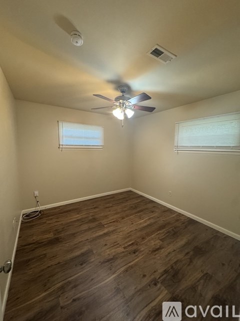 608 Shady Lane 2 Beds Apartment for Rent