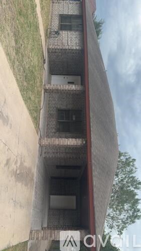 115 S Moorefield Rd 3 Beds Apartment for Rent