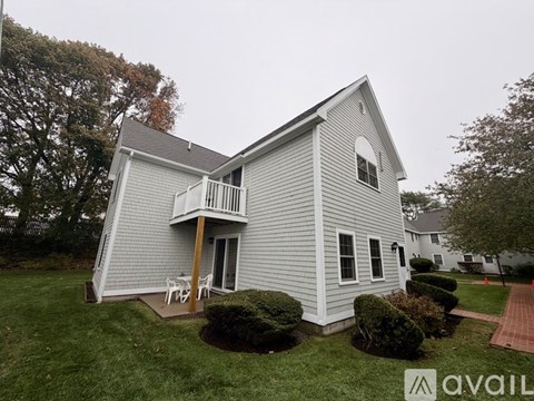 15 Long Beach Ave 2 Beds Apartment for Rent