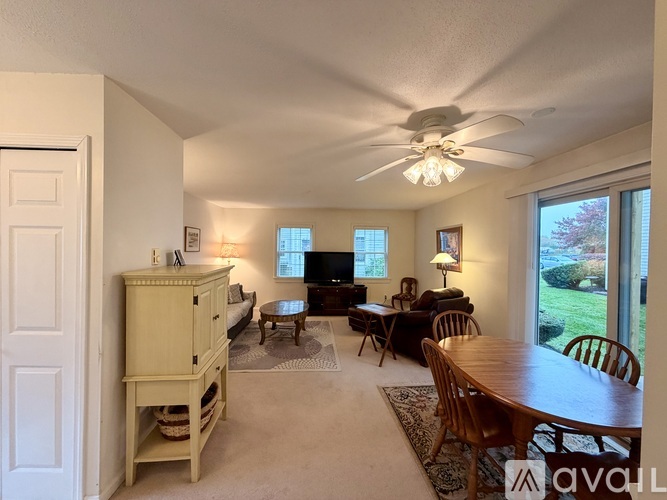15 Long Beach Ave 2 Beds Condo for Rent - Photo gallery 4