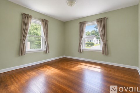 2909 33Rd St NE 3 Beds Apartment for Rent