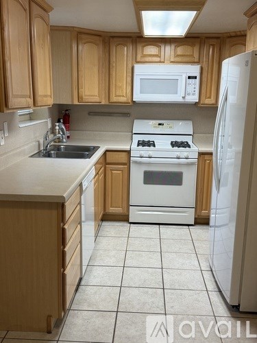 2459 East Bengal Bend Cove 2 Beds Apartment for Rent