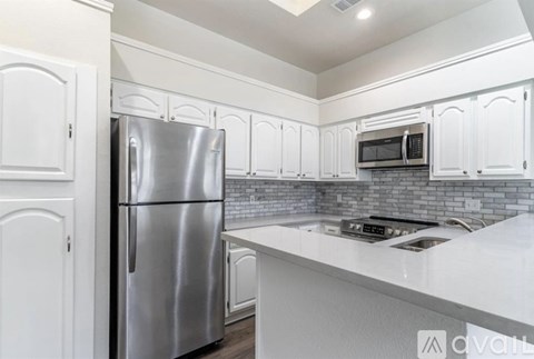 9709 Springtree Lane 2 Beds Apartment for Rent