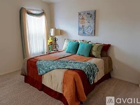 7420 Willow Springs Rd NE 5 Beds Apartment for Rent