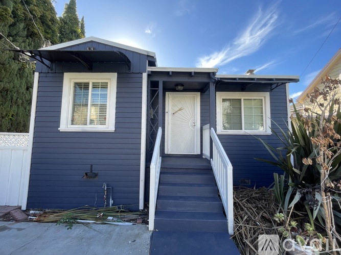 307 Estabrook St 3 Beds Single Family Home for Rent - Photo gallery 1
