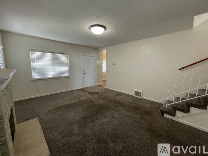 307 Estabrook St 3 Beds Single Family Home for Rent - Photo gallery 5