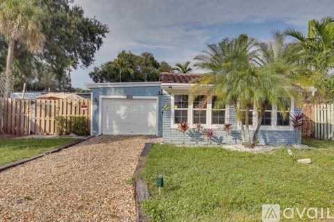 1237 Southwest 28Th Street 2 Beds Apartment for Rent