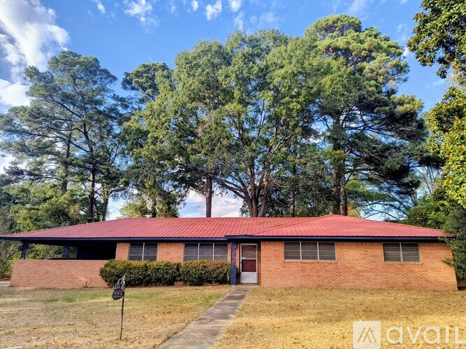 2029 Dogwood Dr 4 Beds Single Family Home for Rent - Photo gallery 1
